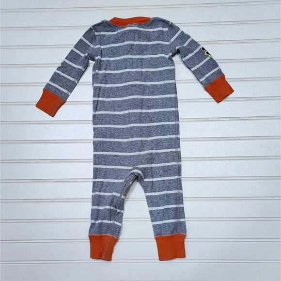 Hanna Andersson Skeleton Glow In The Dark Sleeper/Pajamas - Picture 3 of 3